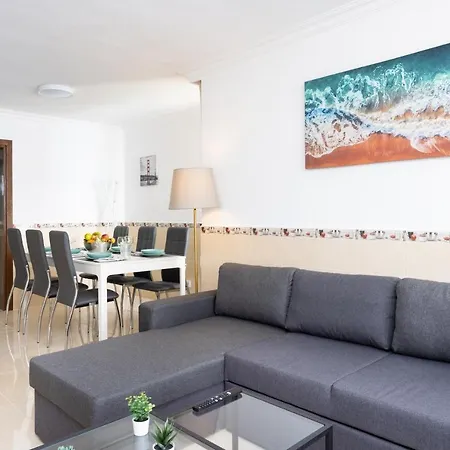 Classbnb - Three Spacious 150m From The Americas Promenade * Arona (Tenerife)