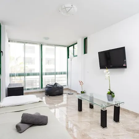Classbnb - Three Spacious 150m From The Americas Promenade Apartment *