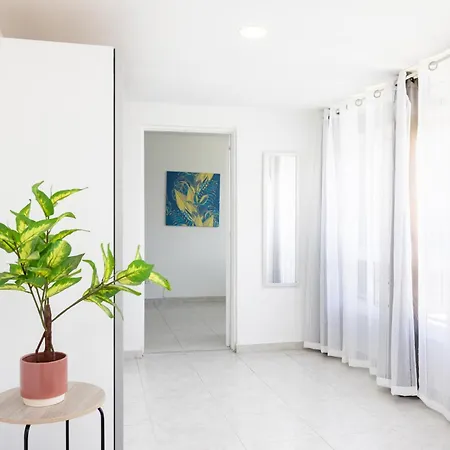 Classbnb - Three Spacious 150m From The Americas Promenade * Arona (Tenerife)