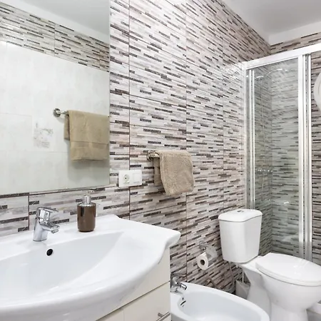 Apartment Classbnb - Three Spacious 150m From The Americas Promenade
